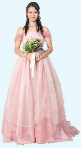 ピンクのふんわりしたドレス